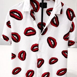 Bold Red Lip Print Men's Casual Shirt